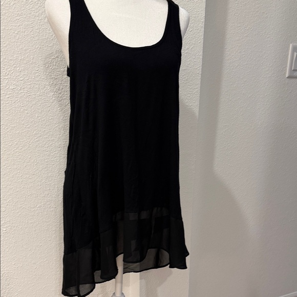 Charming Charlie Other - Charming Charlie Elegant Black Sleeveless Slip
